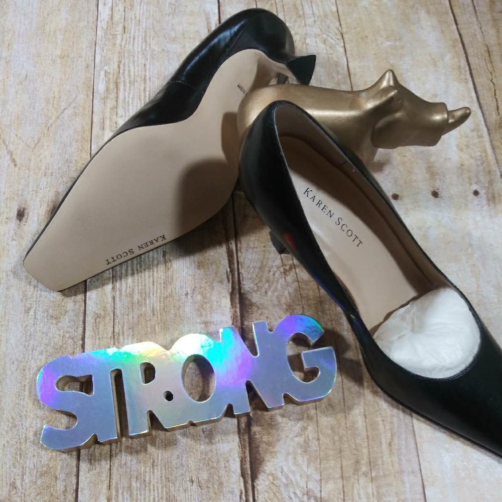 4/25 SALE Karen Scott Work Heels size 6.5 - Picture 1 of 5